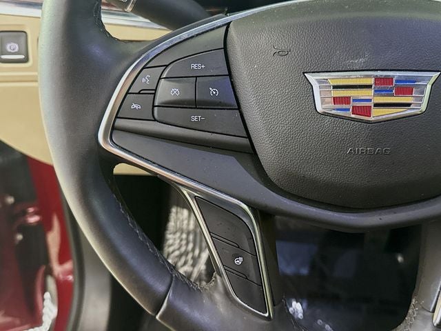 2018 Cadillac XT5 Luxury