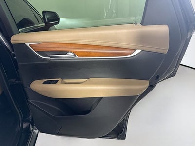 2017 Cadillac XT5 Platinum