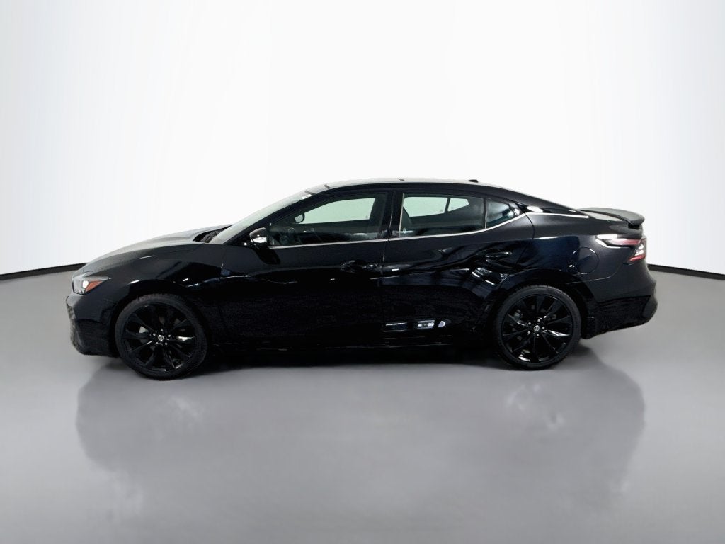 2022 Nissan Maxima SR