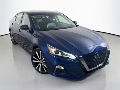 2022 Nissan Altima 2.0 SR