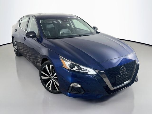 2022 Nissan Altima 2.0 SR