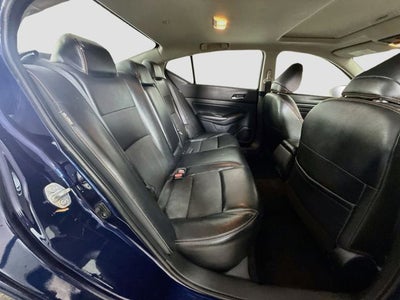 2022 Nissan Altima 2.0 SR