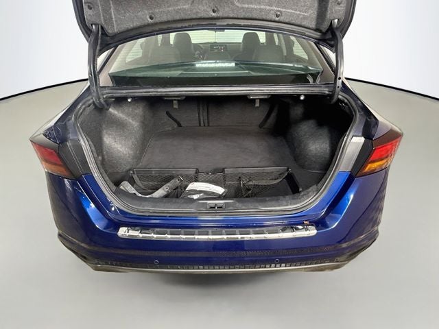 2022 Nissan Altima 2.0 SR