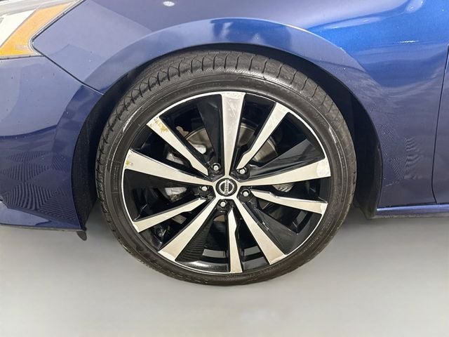 2022 Nissan Altima 2.0 SR