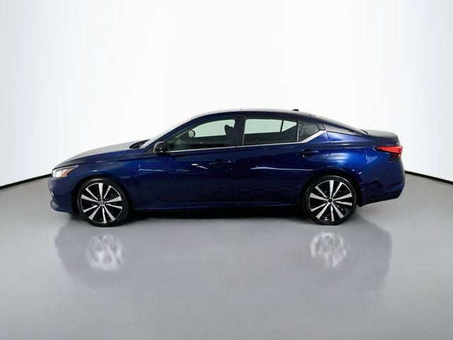2022 Nissan Altima 2.0 SR