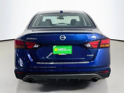 2022 Nissan Altima 2.0 SR