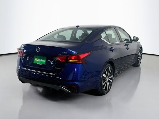 2022 Nissan Altima 2.0 SR