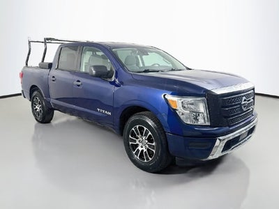 2022 Nissan Titan SV