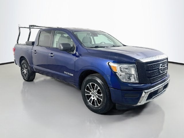 2022 Nissan Titan SV