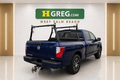 2022 Nissan Titan SV