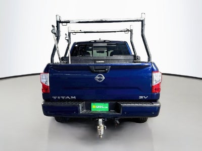 2022 Nissan Titan SV