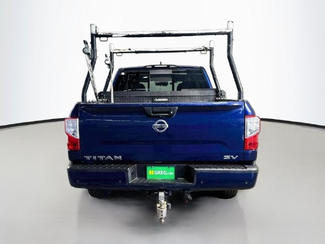 2022 Nissan Titan SV