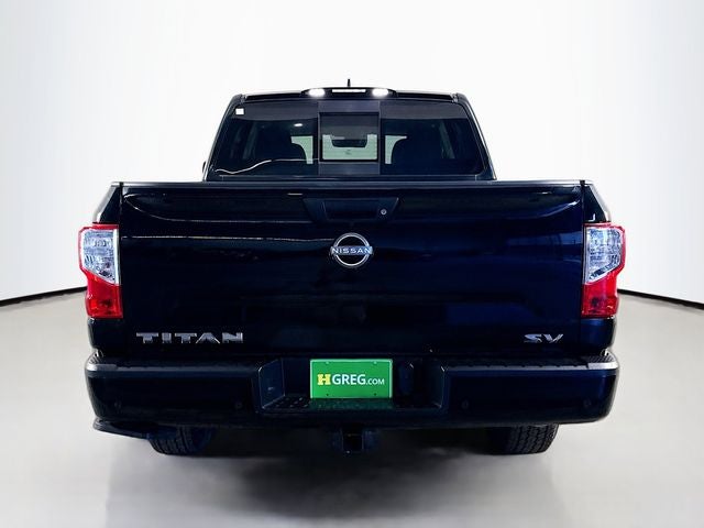 2024 Nissan Titan SV