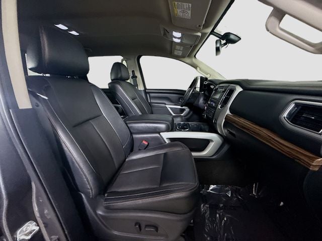 2019 Nissan Titan XD SL