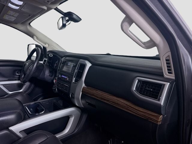 2019 Nissan Titan XD SL