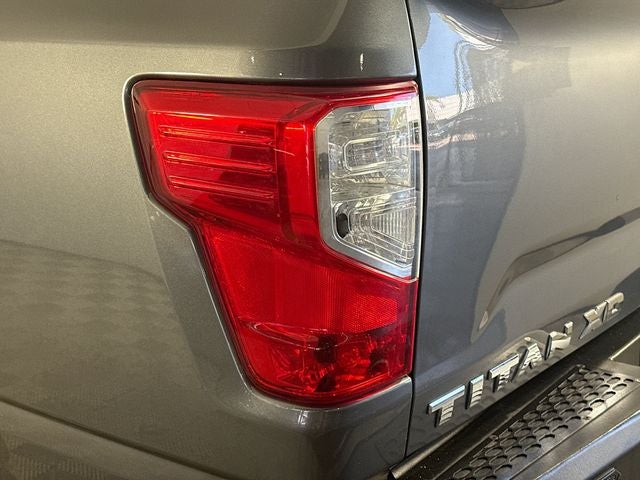 2019 Nissan Titan XD SL