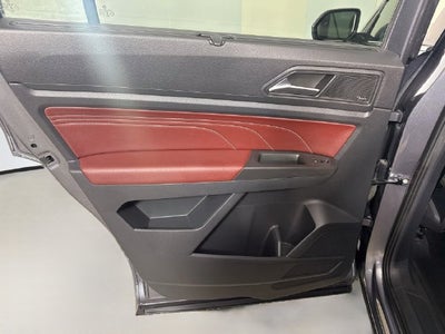 2022 Volkswagen Atlas Cross Sport 3.6L V6 SEL Premium R-Line