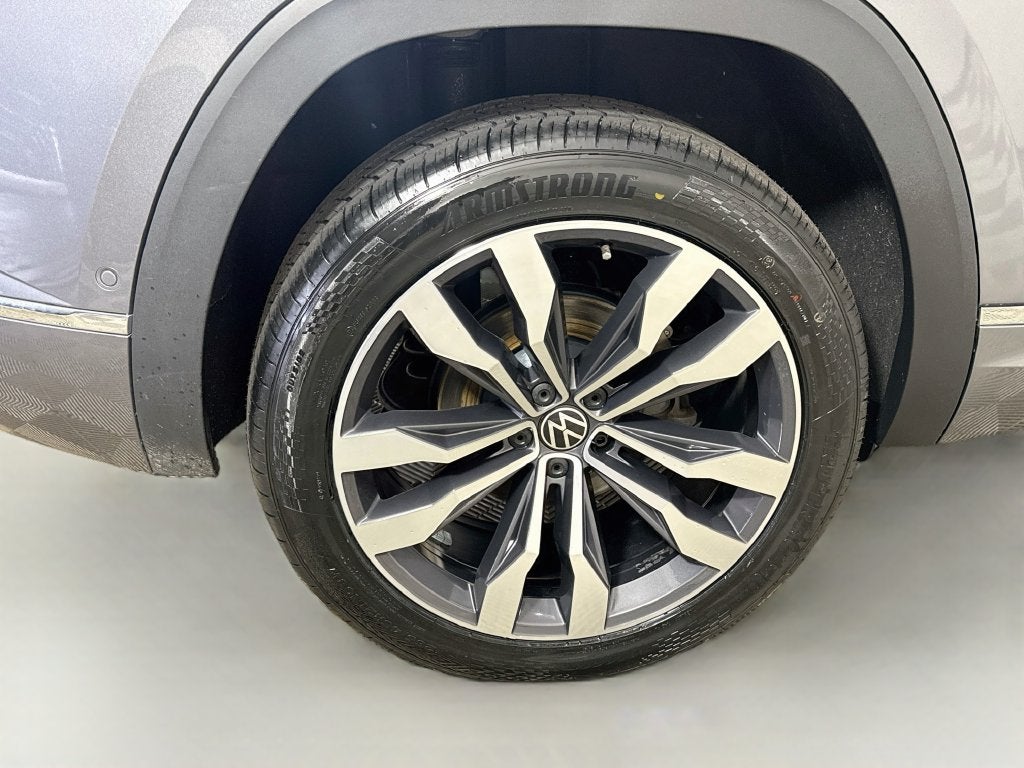 2022 Volkswagen Atlas Cross Sport 3.6L V6 SEL Premium R-Line