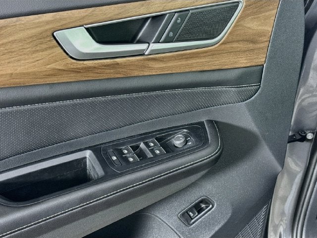 2026 Volkswagen Atlas SE w/Technology