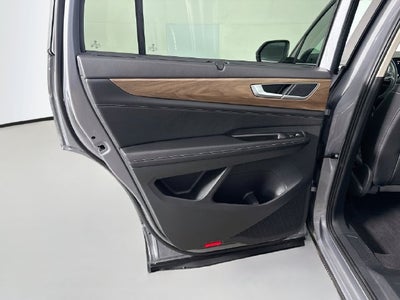 2026 Volkswagen Atlas SE w/Technology
