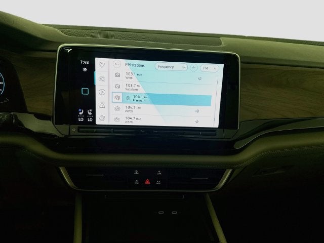 2026 Volkswagen Atlas SE w/Technology