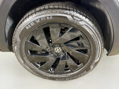 2026 Volkswagen Atlas SE w/Technology