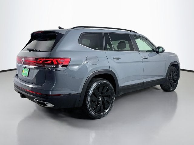 2026 Volkswagen Atlas SE w/Technology