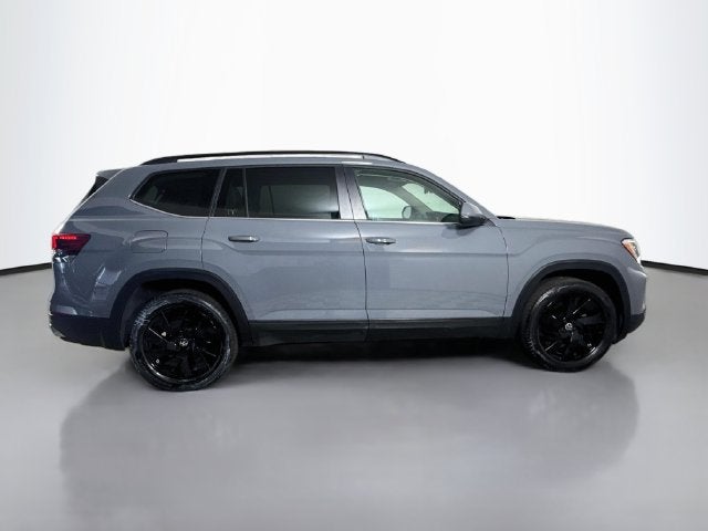 2026 Volkswagen Atlas SE w/Technology