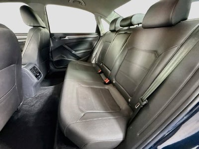 2018 Volkswagen Passat 2.0T SE