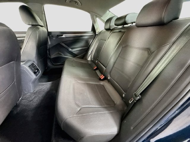 2018 Volkswagen Passat 2.0T SE