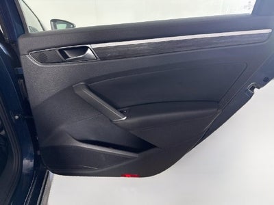 2018 Volkswagen Passat 2.0T SE