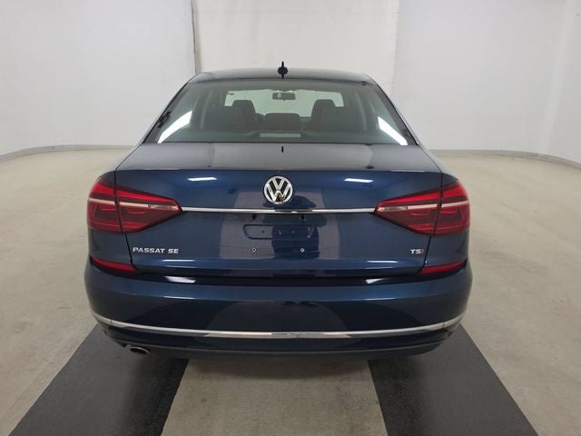 2018 Volkswagen Passat 2.0T SE
