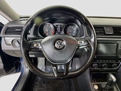 2018 Volkswagen Passat 2.0T SE
