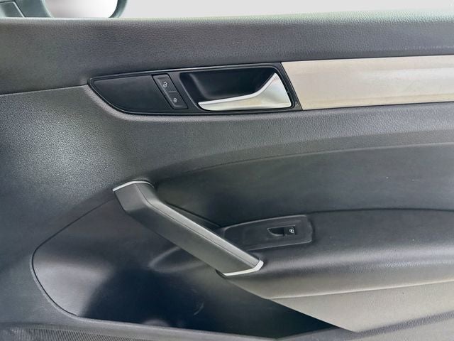 2020 Volkswagen Passat 2.0T SE