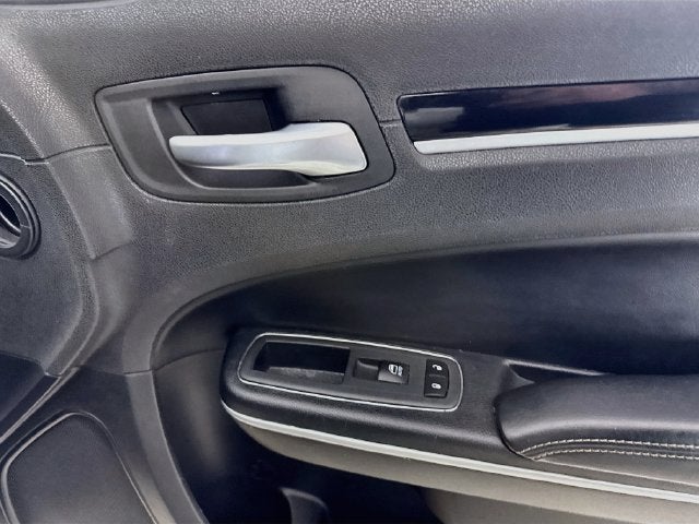 2020 Chrysler 300 S