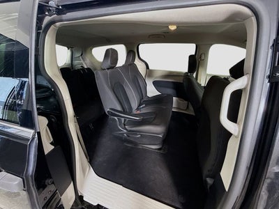 2021 Chrysler Voyager L