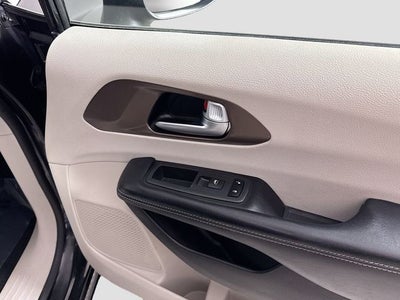 2021 Chrysler Voyager L