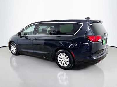 2021 Chrysler Voyager L