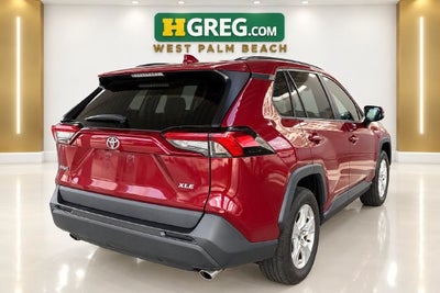 2020 Toyota RAV4 XLE