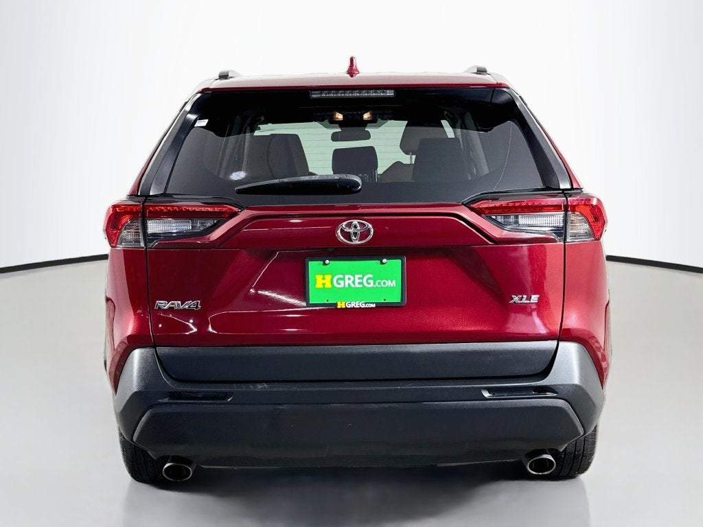 2020 Toyota RAV4 XLE