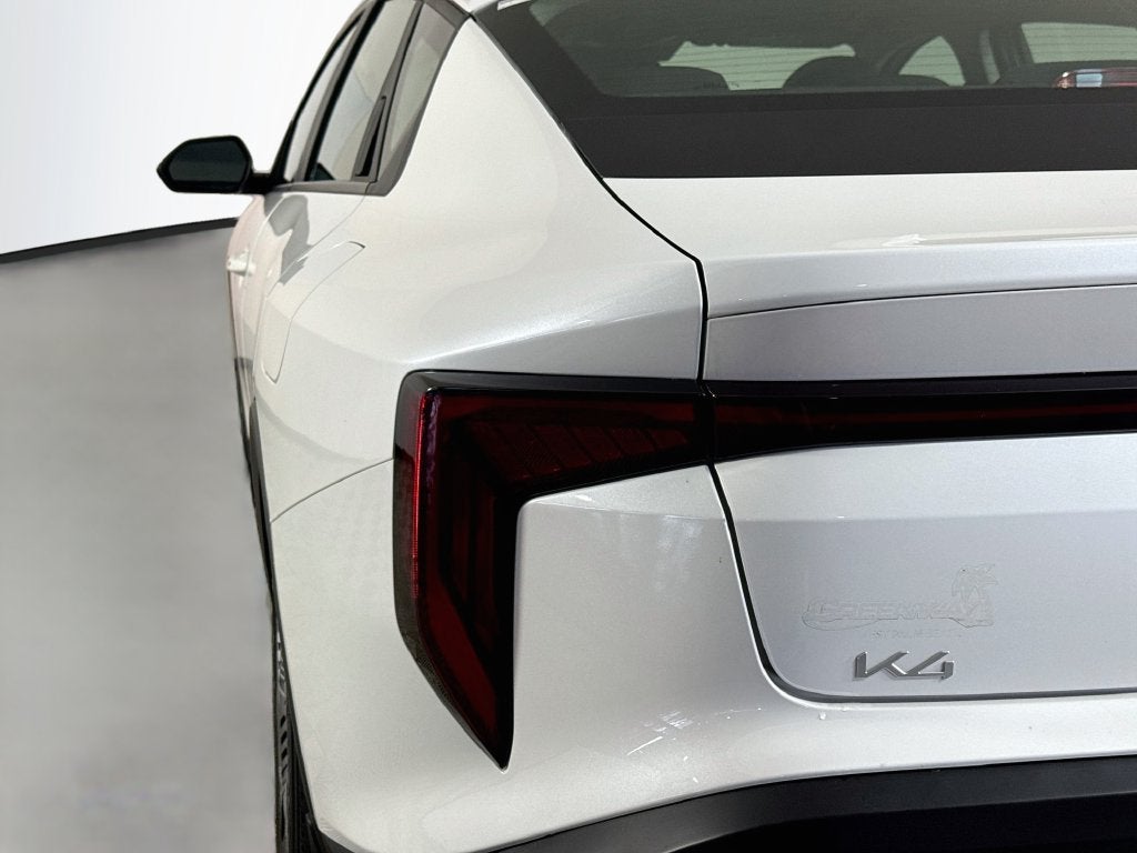 2025 Kia K4 LX