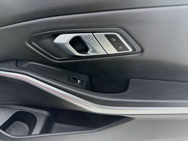 2022 BMW 3 Series 330i
