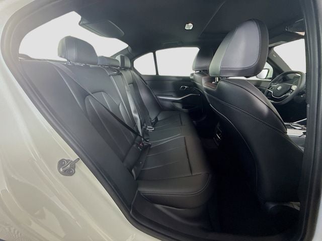 2026 BMW 3 Series 330i