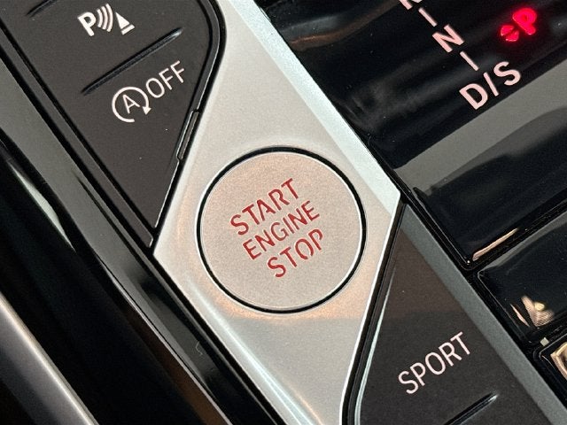 2024 BMW 3 Series 330i