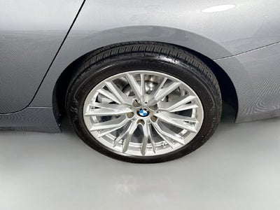 2024 BMW 3 Series 330i