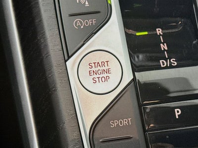 2023 BMW 3 Series 330i