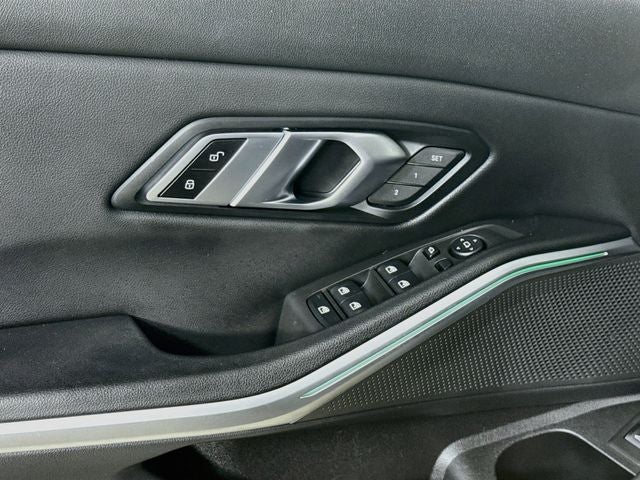 2023 BMW 3 Series 330i