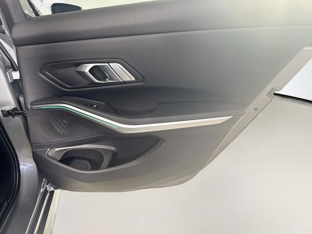 2023 BMW 3 Series 330i