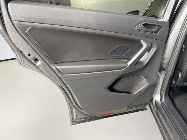 2020 Volkswagen Tiguan 2.0T SE R-Line Black