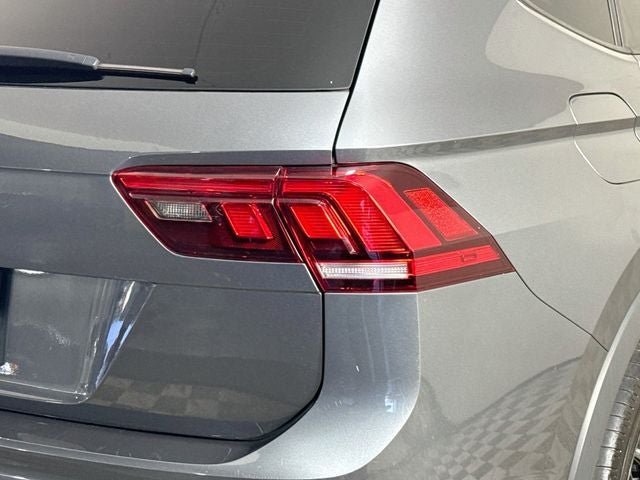 2020 Volkswagen Tiguan 2.0T SE R-Line Black